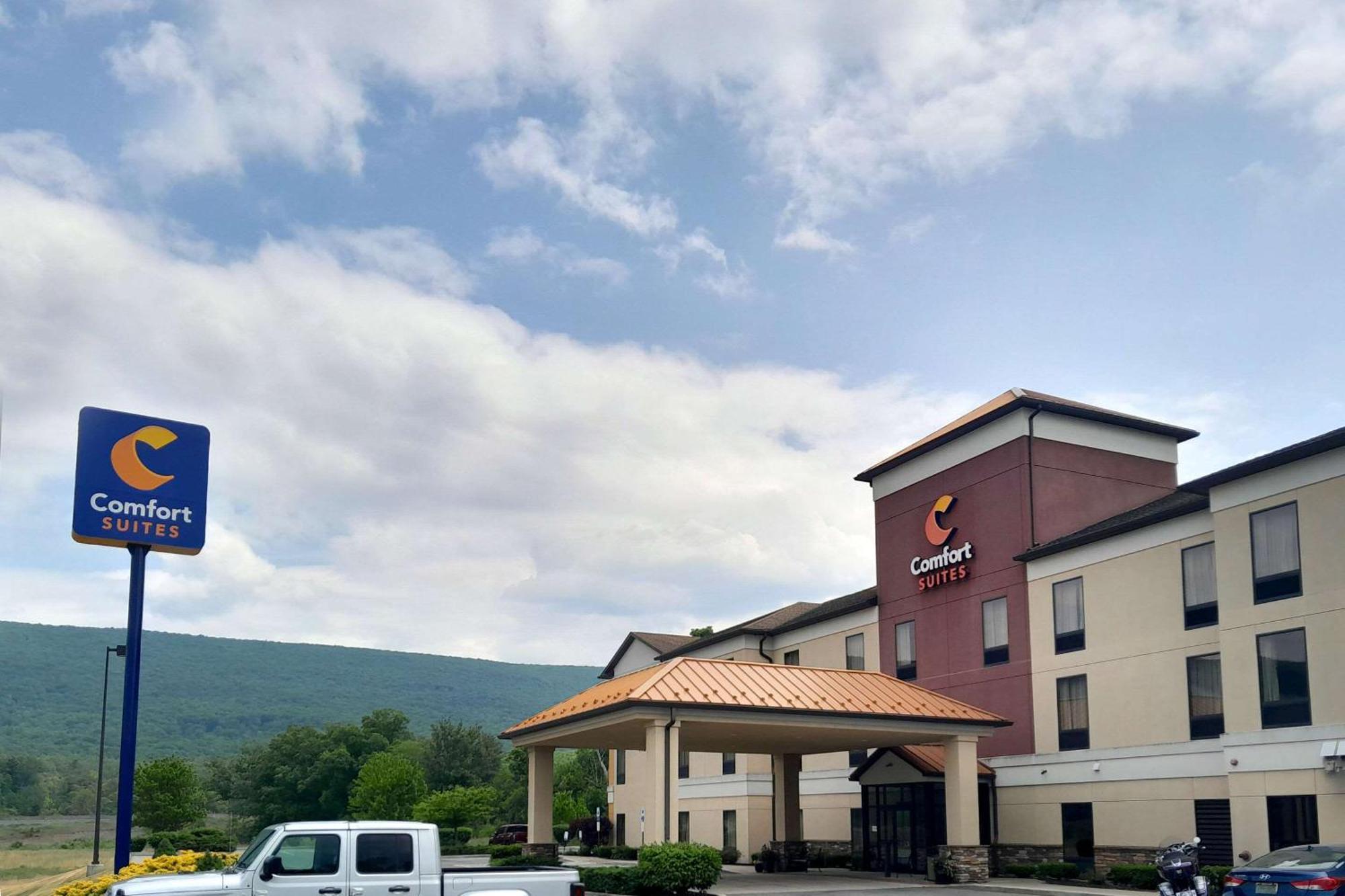 Comfort Suites Altoona Exterior foto